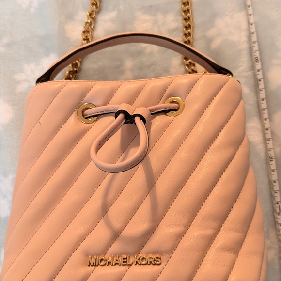 Michael Kors Blush Quilted Shoulder Bag - Picture 6 of 7